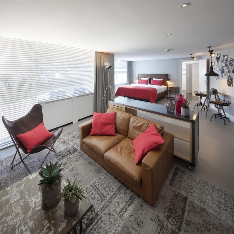 Van Der Valk Hotel Stein Urmond Екстериор снимка